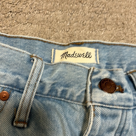 Madewell Relaxed Denim Cutoff Shorts - Picture 4 of 8